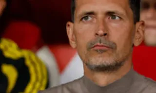 Surpresa no Lens: Toppmöller defendeu adjunto português e acabou despedido