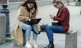 Universidade de Coimbra cria programa digital de apoio psicológico durante a menopausa