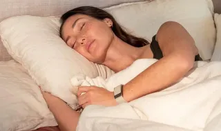 Tenta ter a noite de sono “perfeita”? Como isso pode estar a prejudicar o seu sono