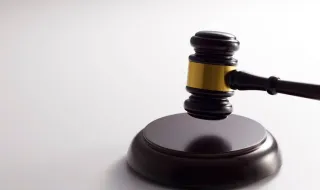 MP pede cinco anos de prisão para timoneiro do barco que naufragou em Troia e matou quatro pessoas (incluindo uma criança)