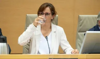 Mónica García niega un colapso sanitario en Ceuta: "No se ha suspendido ni un quirófano"