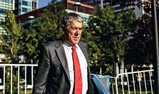 Sócrates diz que vivia numa casa alugada em Paris quando foi detido. "Faria isso se fosse dono do apartamento?"