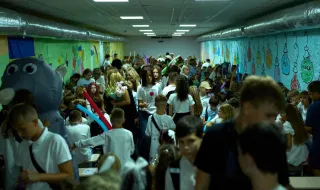 "Russos transformam as crianças em participantes desta guerra": regresso às aulas na Ucrânia marcado por ataques