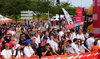 Video | La Vuelta a España triunfa en su llegada a Castelló