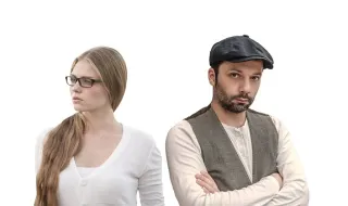 Fetterman, já em desacordo com seu partido, faz vídeo surpresa para convenção do Partido Republicano