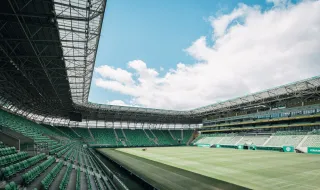 Celtic-Ferencvaros: Jota e o 7 verde e branco