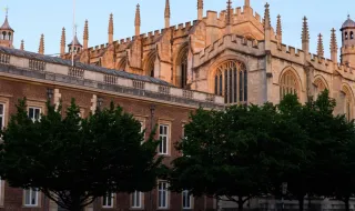 Princípe George entrou no Eton College: conheça a escola mais estilista do mundo
