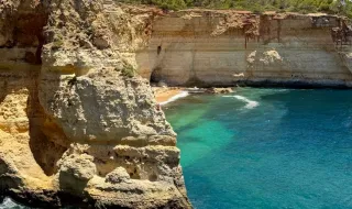 Algarve já não é dos portugueses? Ingleses colocam região entre as 10 da Europa onde o turismo mais supera os residentes
