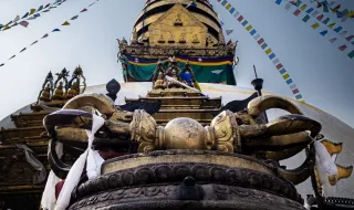 Katmandu e China elevam para 1.225 número de mortos