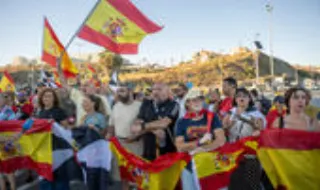 "Aqui temos de lutar": Um mês depois da entrada de migrantes em Ceuta, habitantes protestam pelo regresso à normalidade