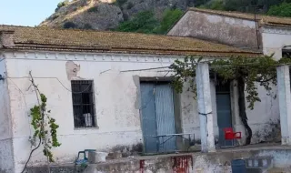 El padre de la niña fallecida en Alzira: "El pilar aplastó a mis hijos, fue horrible, no parecía real; esto no se puede superar"