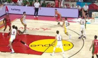Próximo português na NBA? Rúben Prey foi um "predador" frente à Espanha e estes lances provam-no