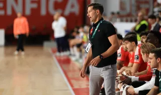 Anders Hallberg: «Não podíamos perder bolas fáceis contra o FC Porto»