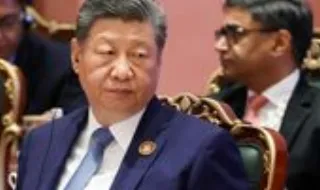 Xi Jinping apela aos países BRICS para se oporem a violações da soberania