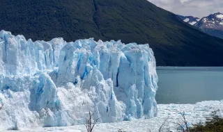 O glaciar que colapsou e matou centenas no Nepal