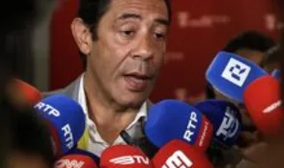 Rui Costa responde a Varandas: «Não vou comentar a política desportiva dos outros clubes...»