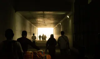 Onze migrantes vão ser deportados de Ceuta após emboscada que acabou em agressões a militares
