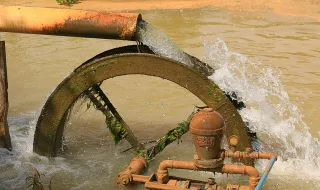 Começou a roda de negocições para a paz na Ucrânia