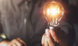 Factura da electricidade no mercado regulado sobe 2,7% em outubro