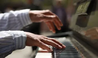 Pianista português faz sucesso nas maiores salas de espetáculo da Rússia