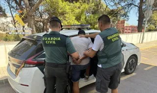 Así actuaba un ladrón en la Vall d'Uixó: esperaba a que los repartidores bajaran del vehículo para robar