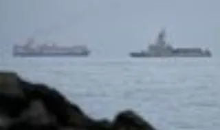 Petroleiro atacado por projéteis desconhecidos à saída do estreito de Ormuz