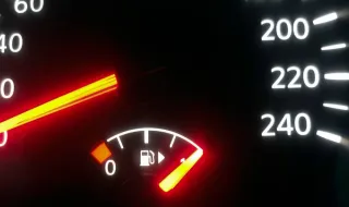 20 minutos: combustíveis ultrapassam os dois euros por litro após subida histórica