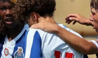 FC Porto goleia o Beira-Mar e partilha liderança do campeonato de juvenis
