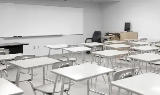 15 minutos: ministro da Educação reconhece que problema da falta de professores é estrutural