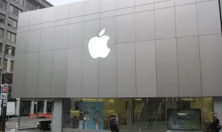Adeus ao iPhone tradicional? Apple apresenta hoje o seu primeiro smartphone dobrável