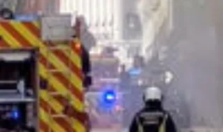 Incêndio deflagra no Café Nicola em Lisboa