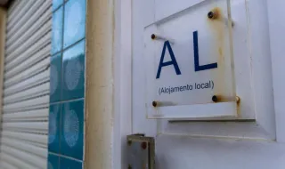 Alojamento local só poderá ser limitado na UE se agravar pressão na habitação, propõe Bruxelas