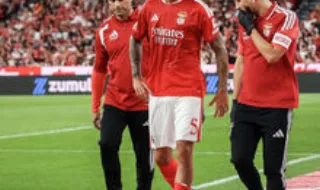 Enzo Barrenechea possível frente ao Nacional