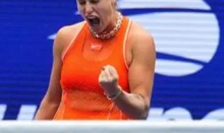 Bicampeã Aryna Sabalenka apurada para os quartos de final do US Open