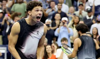 Carlos Alcaraz falha defesa do título do US Open após derrota frente a Ben Shelton
