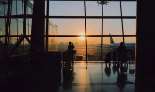 PJ detém dois trabalhadores por tráfico de cocaína no aeroporto de Lisboa