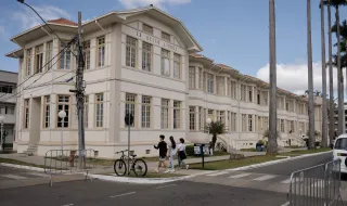 Caloiros e doutores da Escola Universitária Vasco da Gama com grandes expectativas para o ano em Coimbra