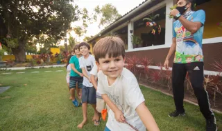 Jogos, visitas e uma festa ao pôr do sol: Primeiros dias na faculdade começam de forma diferente para os novos alunos da ESTeSC