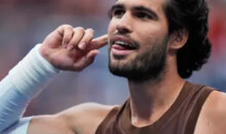 Carlos Alcaraz na 2.ª ronda do US Open contra Jaime Faria