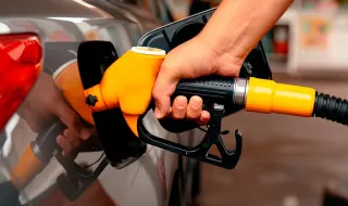 Gasóleo fica mais barato em Espanha: desconto sobe para 20 cêntimos