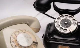 Burlas por telefone e SMS: porque não fazemos mais para as impedir?