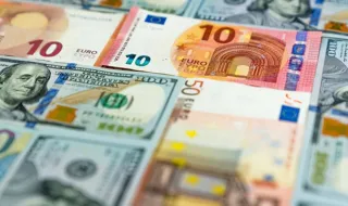 Euro sobe mas mantém-se na barreira dos 1,16 dólares