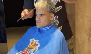 Barbeiro de Gaia foi a Munique tratar do visual de Luis Díaz... e levou o FC Porto com ele